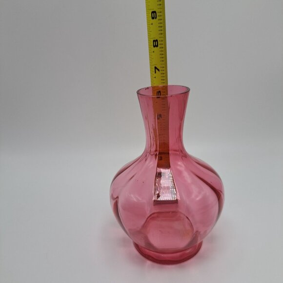 Cranberry Glass Vase Hand Blown Vintage Style Decorative Accent Piece - Picture 3 of 12